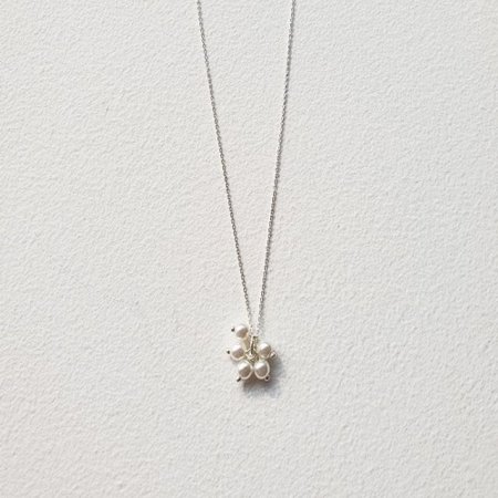 (silver 925) pearl cluster necklace